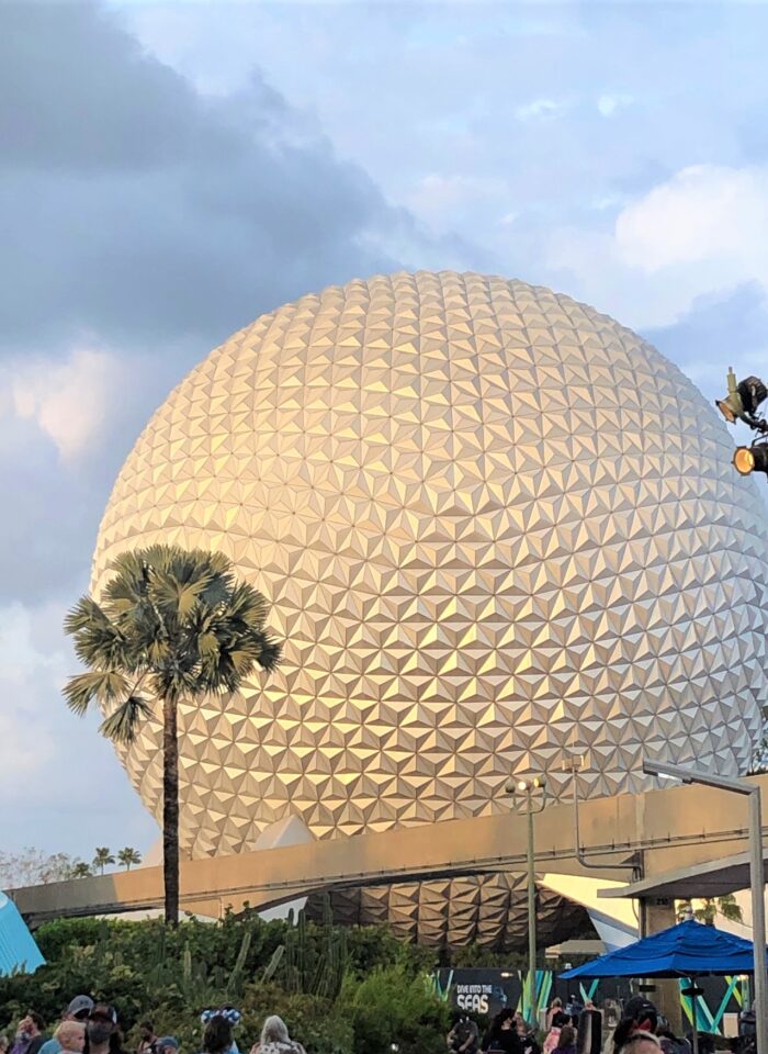 A Guide to Everywhere You Can Mobile Order at Epcot 2021